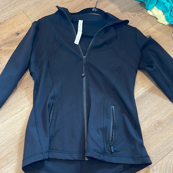lululemon define jacket size 10 in black. - Picture 1 of 3